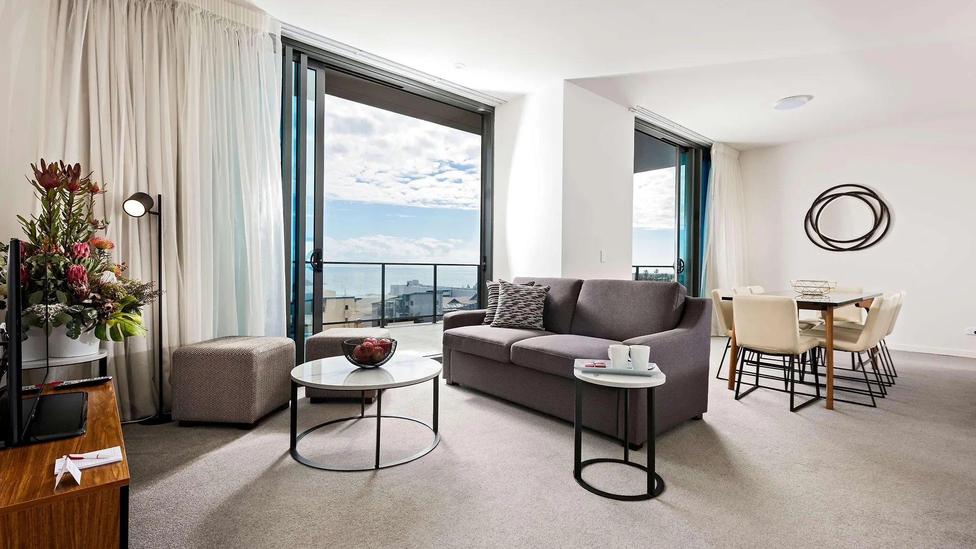 Hotel Ramada By Wyndham Vetroblu Scarborough Beach Perth