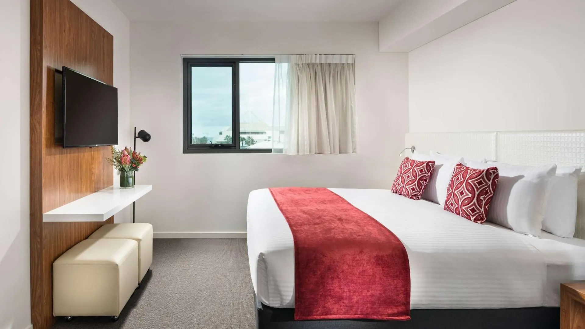 Hotel Ramada By Wyndham Vetroblu Scarborough Beach Perth