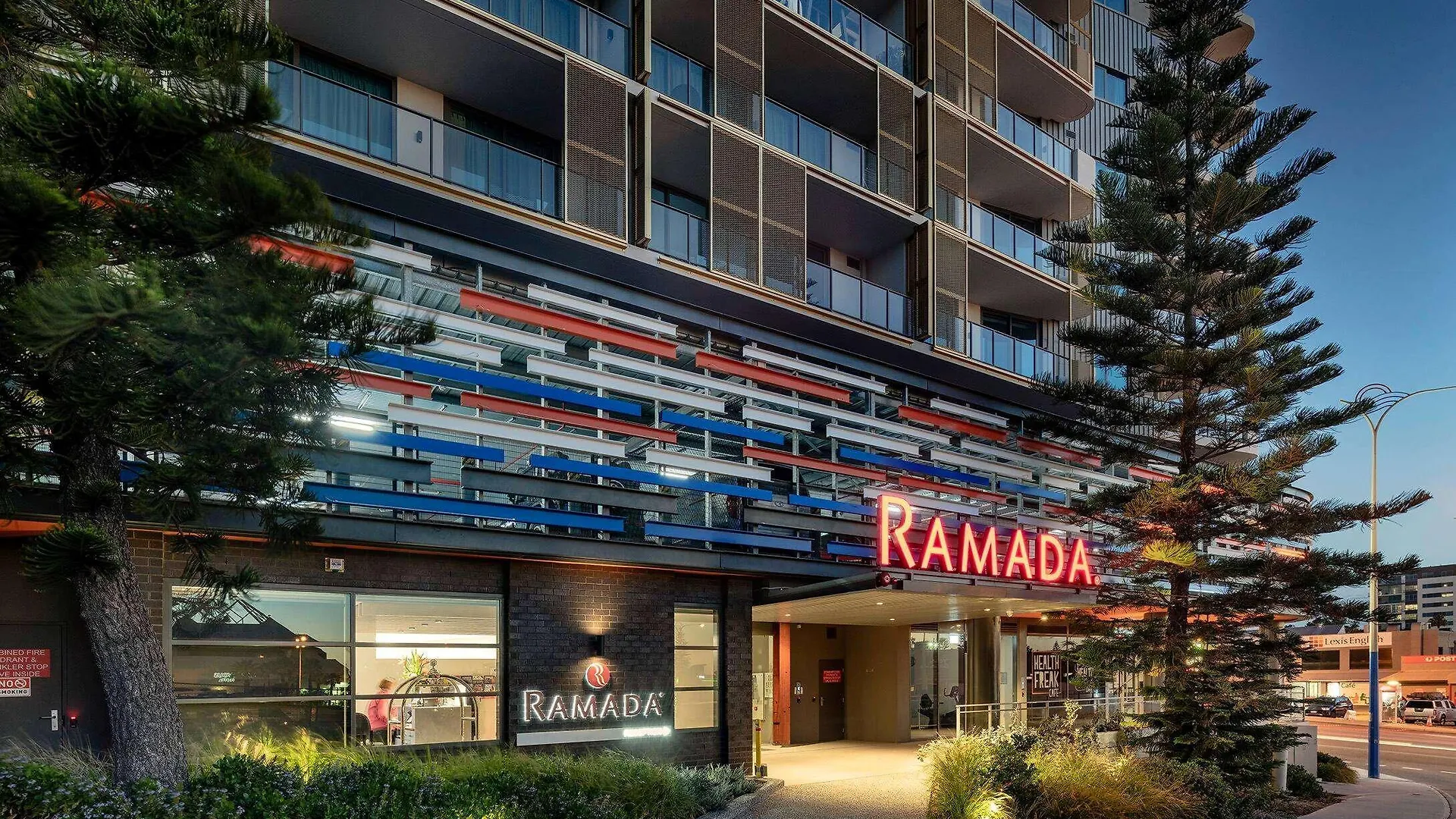 ホテル ラマダ ヴェトロブルー スカーバラ ビーチ パース 4*,